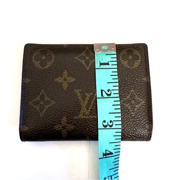**SOLD**Louis Vuitton Monogram Card Bifold Wallet - Picture 7 of 8
